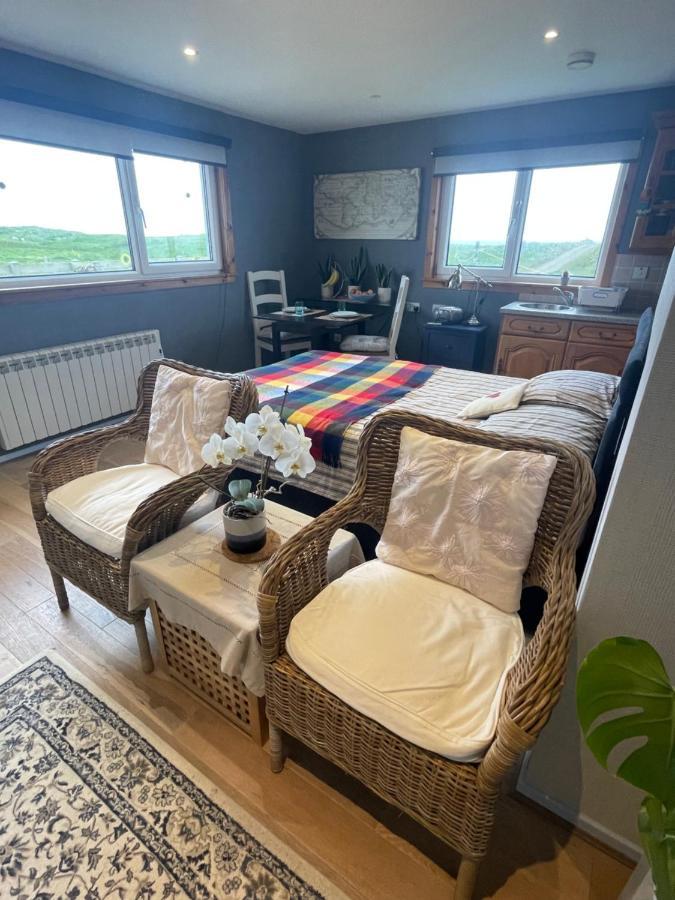 Ferienwohnung Music Of The Sea- Isle Of South Uist, Hs8 5Rf Clachan  Exterior foto